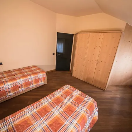 בית נופש Pirovano *